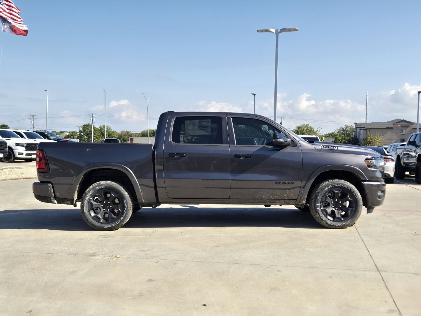2026 RAM Ram 1500 RAM 1500 LONE STAR CREW CAB 4X4 5'7' BOX