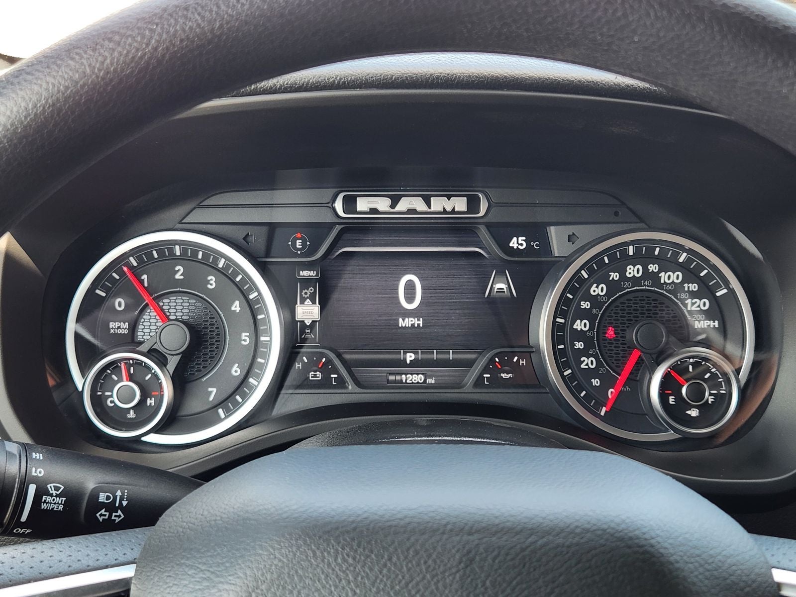 2026 RAM Ram 1500 RAM 1500 EXPRESS CREW CAB 4X4 5'7' BOX