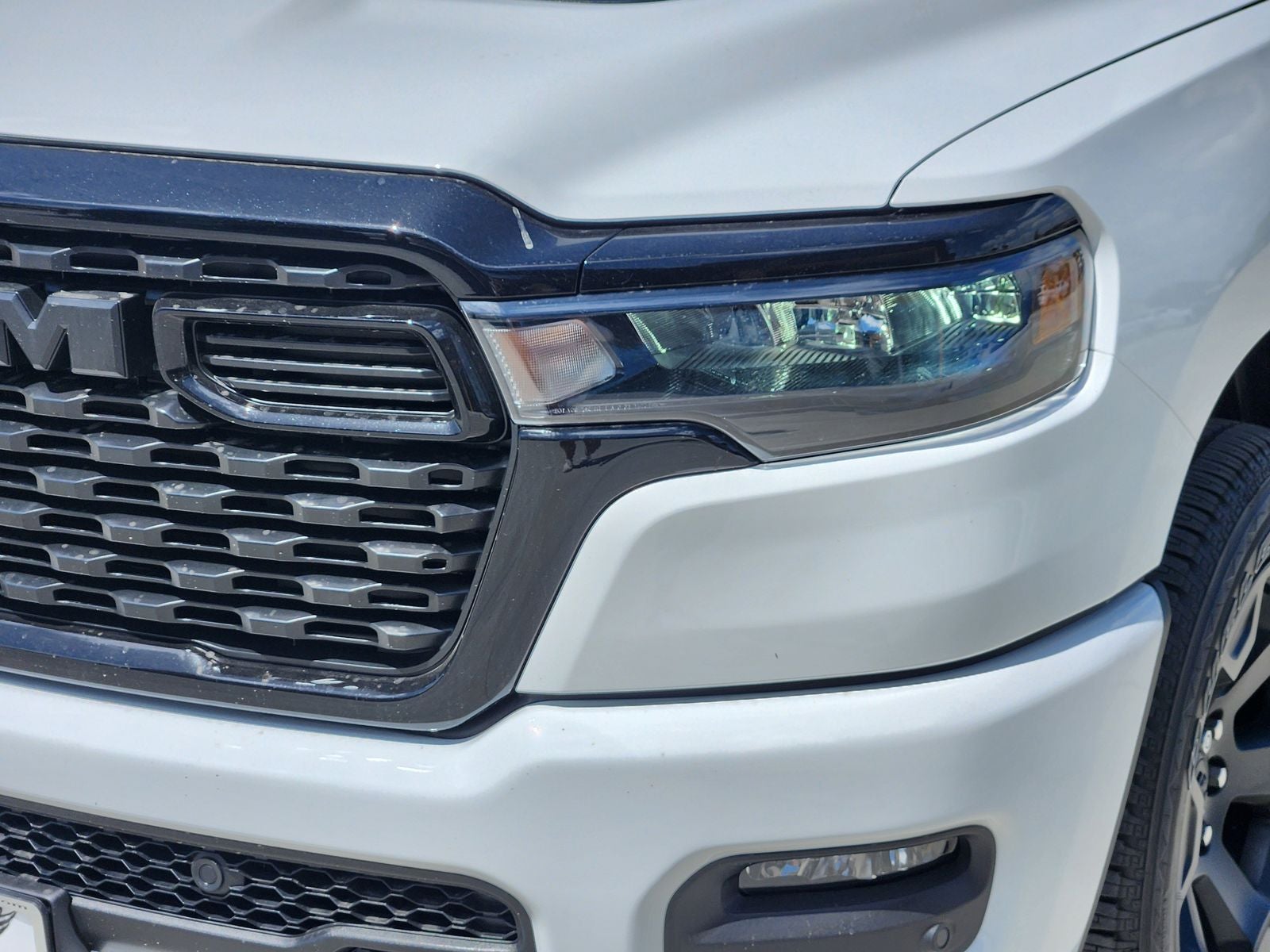 2026 RAM Ram 1500 RAM 1500 EXPRESS CREW CAB 4X4 5'7' BOX