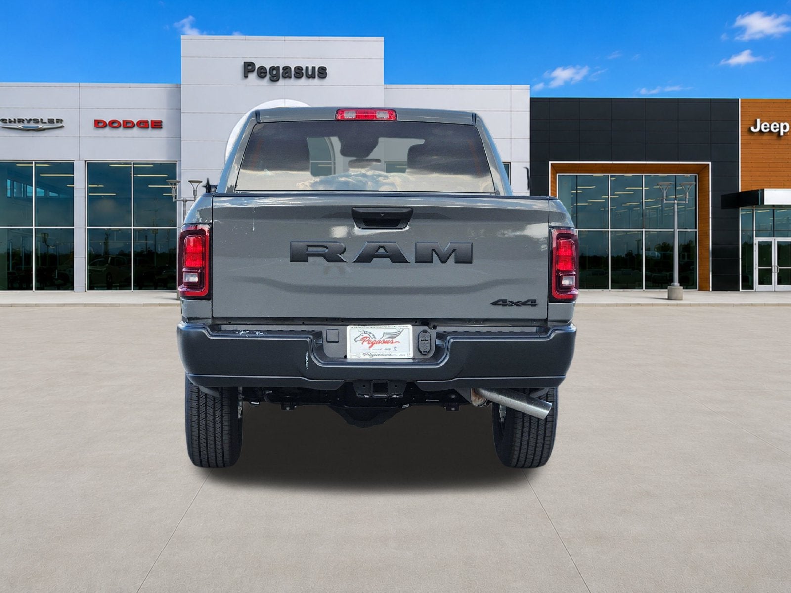 2027 RAM Ram 2500 RAM 2500 TRADESMAN CREW CAB 4X4 6'4' BOX