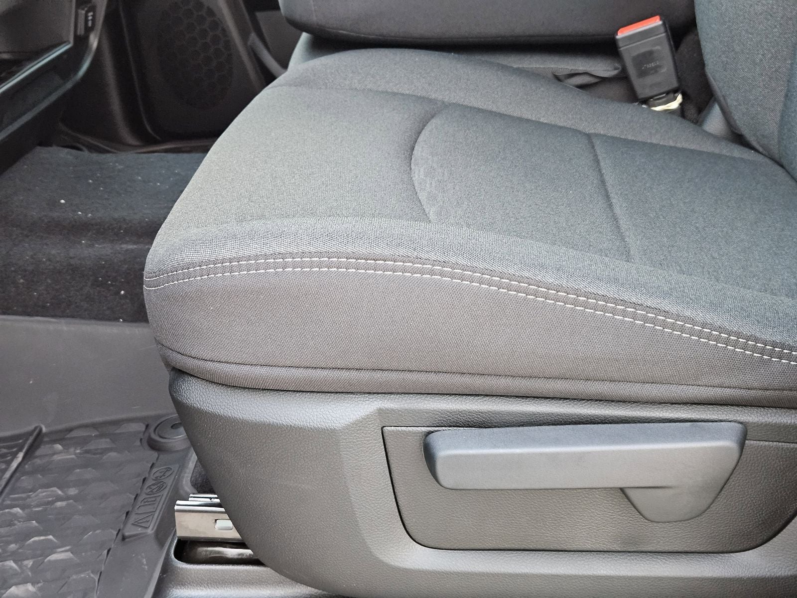 2026 RAM Ram 2500 RAM 2500 WARLOCK CREW CAB 4X4 6'4' BOX