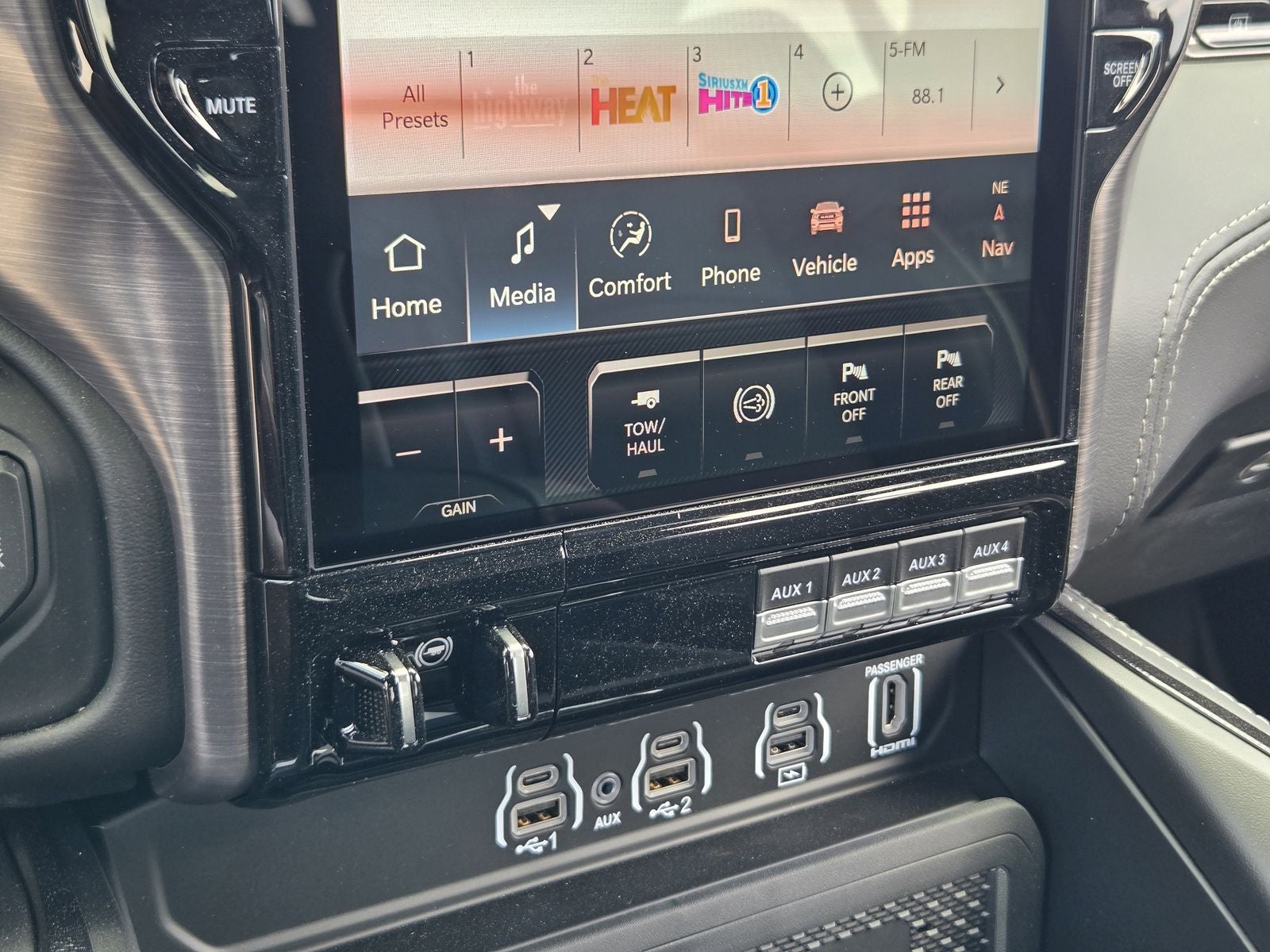 2025 RAM Ram 2500 RAM 2500 REBEL CREW CAB 4X4 6'4' BOX