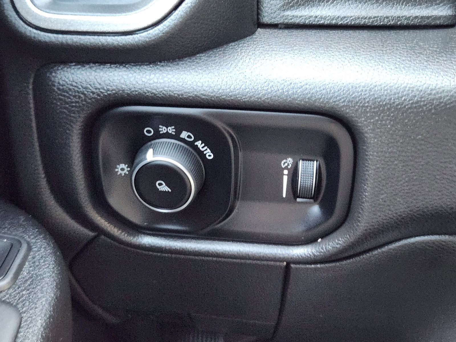 2024 RAM Ram 2500 Tradesman Crew Cab 4x4 8' Box