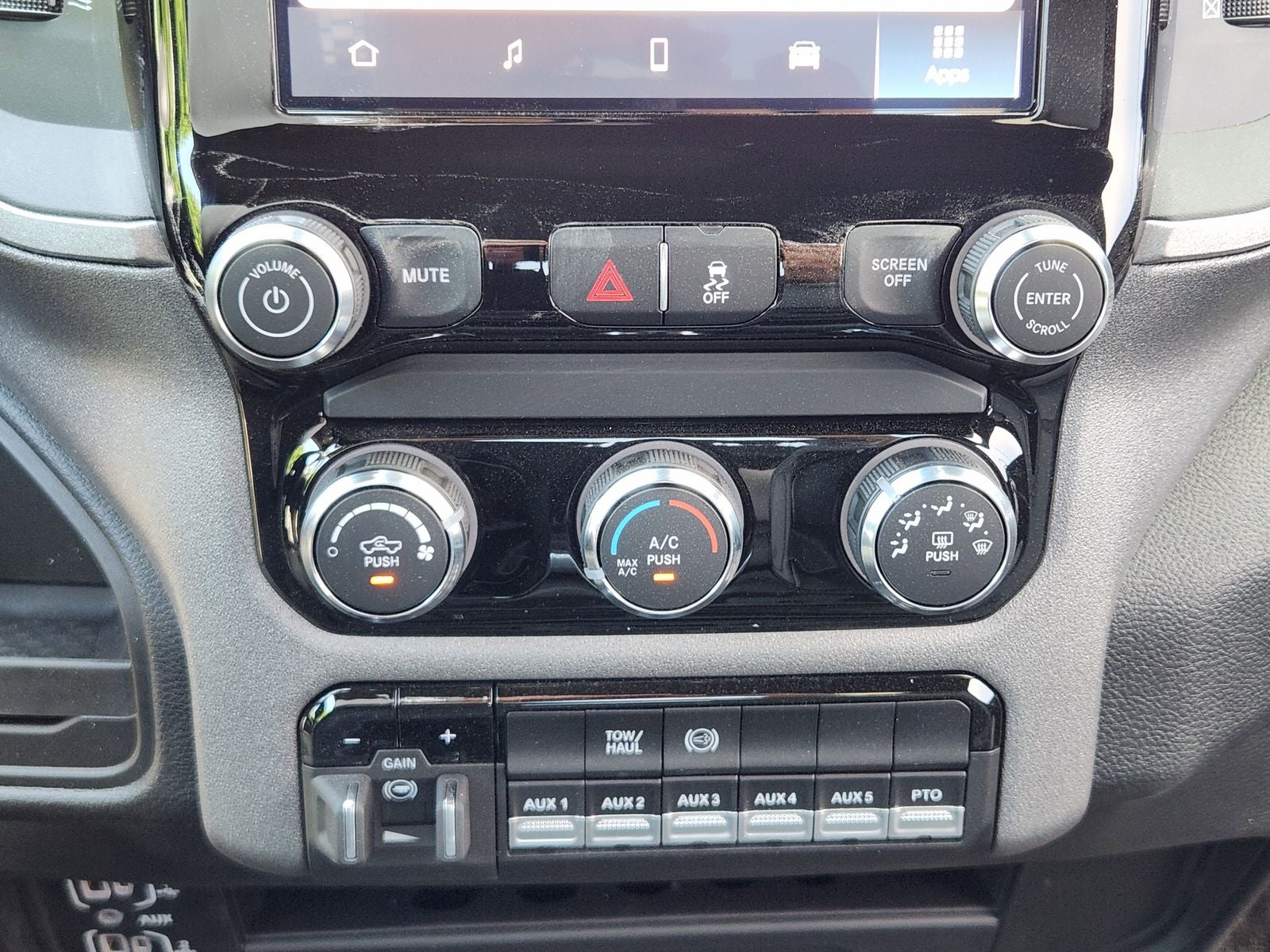 2025 RAM Ram 3500 Chassis Cab RAM 3500 TRADESMAN CHASSIS REGULAR CAB 4X2 60' CA