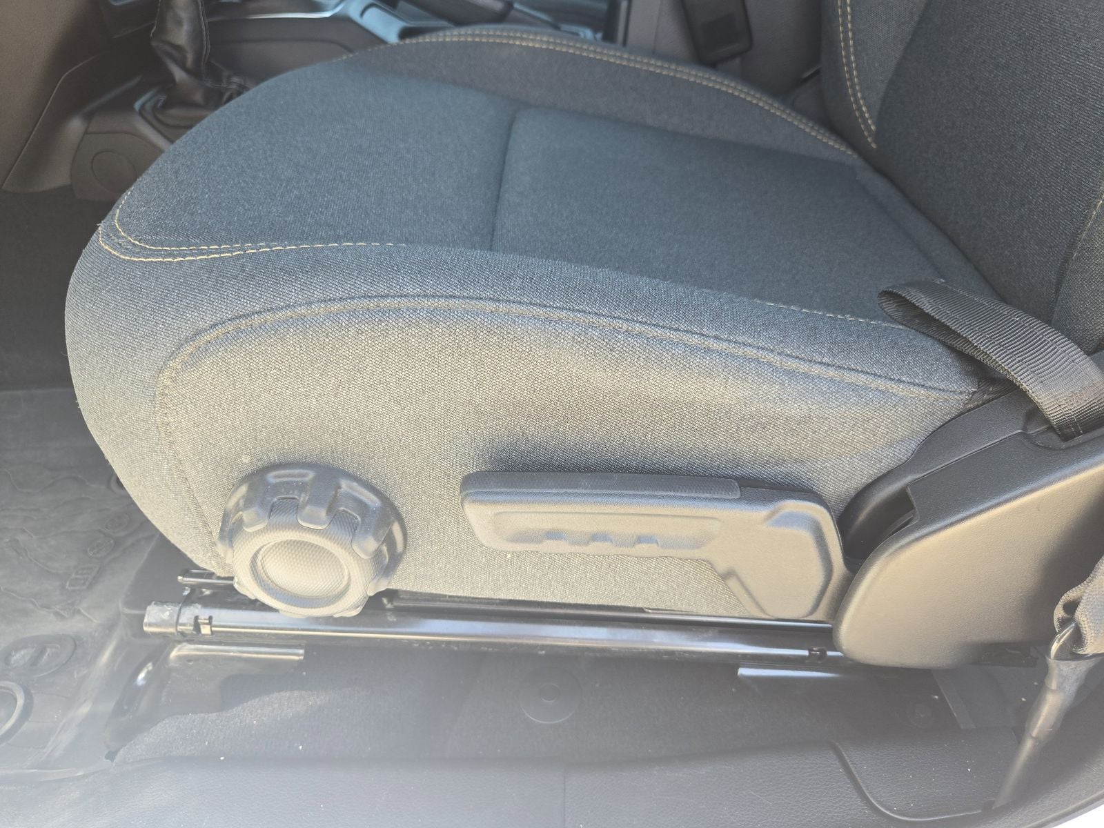2025 Jeep Wrangler 4-Door Sport 4x4