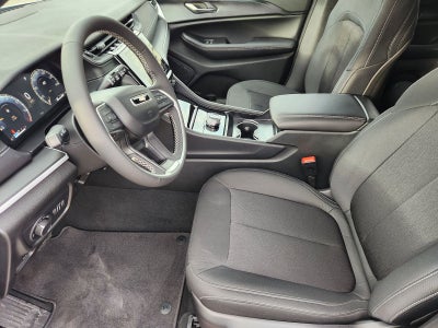 2025 Jeep Grand Cherokee GRAND CHEROKEE LAREDO X 4X2