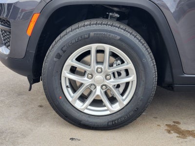 2025 Jeep Grand Cherokee GRAND CHEROKEE LAREDO X 4X2