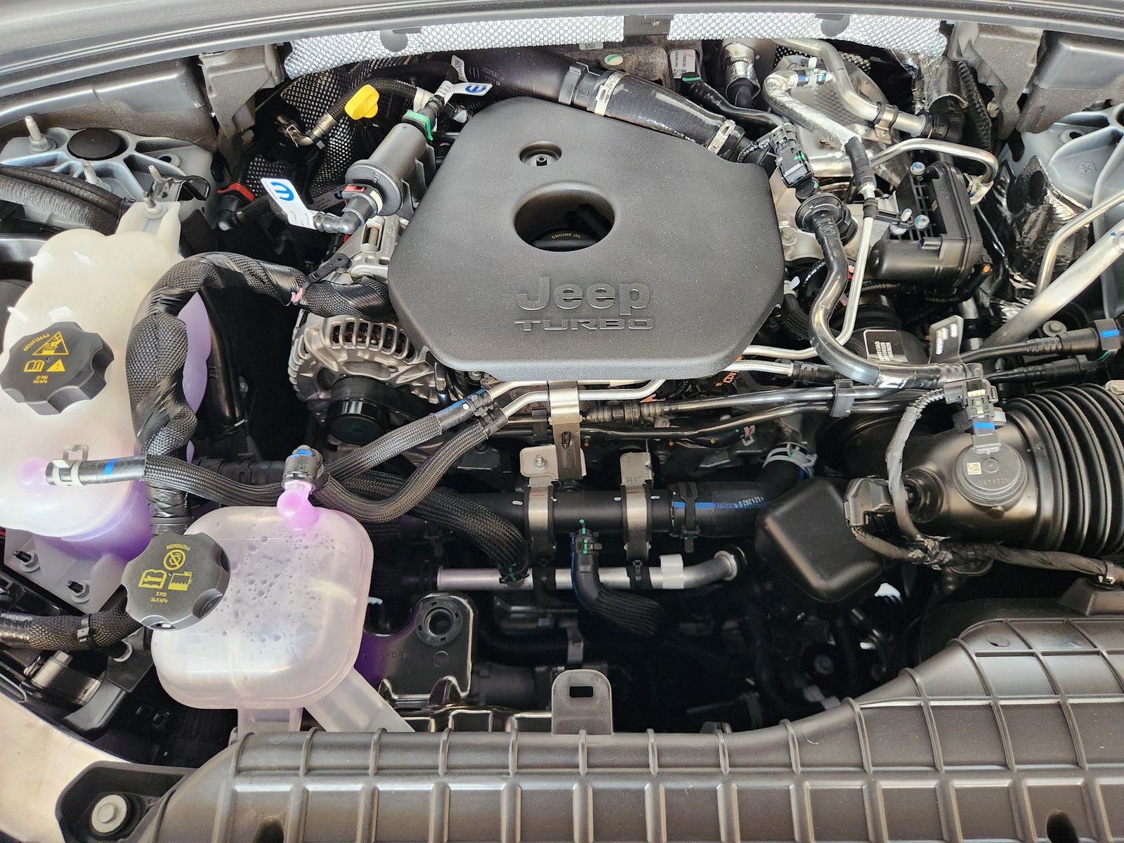 2026 Jeep Grand Cherokee GRAND CHEROKEE LAREDO ALTITUDE 4X2