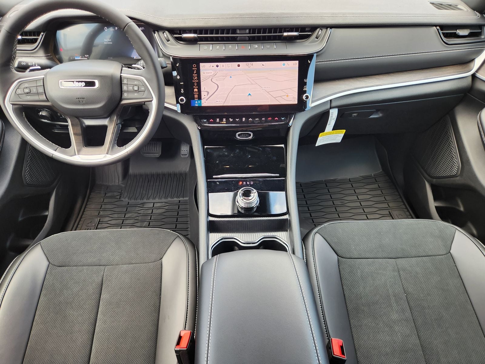 2026 Jeep Grand Cherokee GRAND CHEROKEE LAREDO ALTITUDE 4X2
