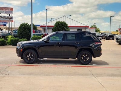 2026 Jeep Grand Cherokee GRAND CHEROKEE LAREDO ALTITUDE 4X2