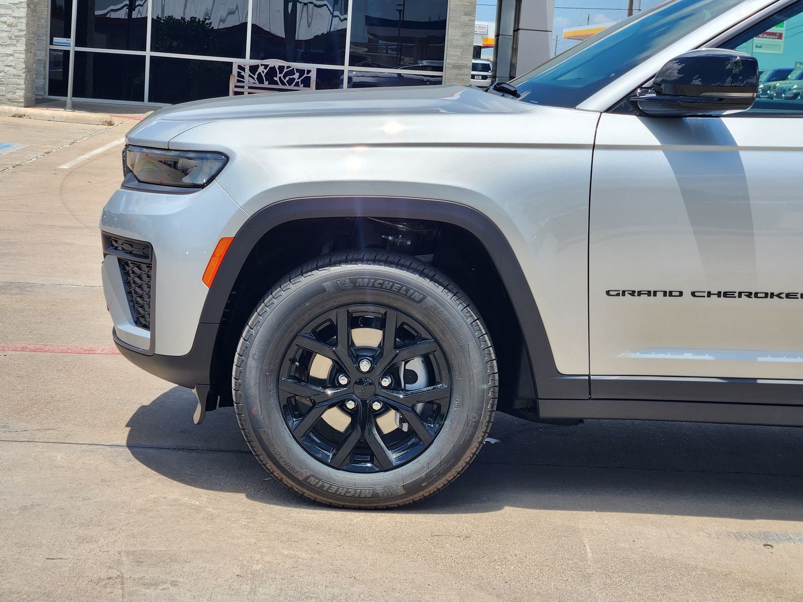 2026 Jeep Grand Cherokee GRAND CHEROKEE LAREDO ALTITUDE 4X2
