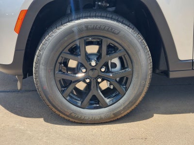 2026 Jeep Grand Cherokee GRAND CHEROKEE LAREDO ALTITUDE 4X2