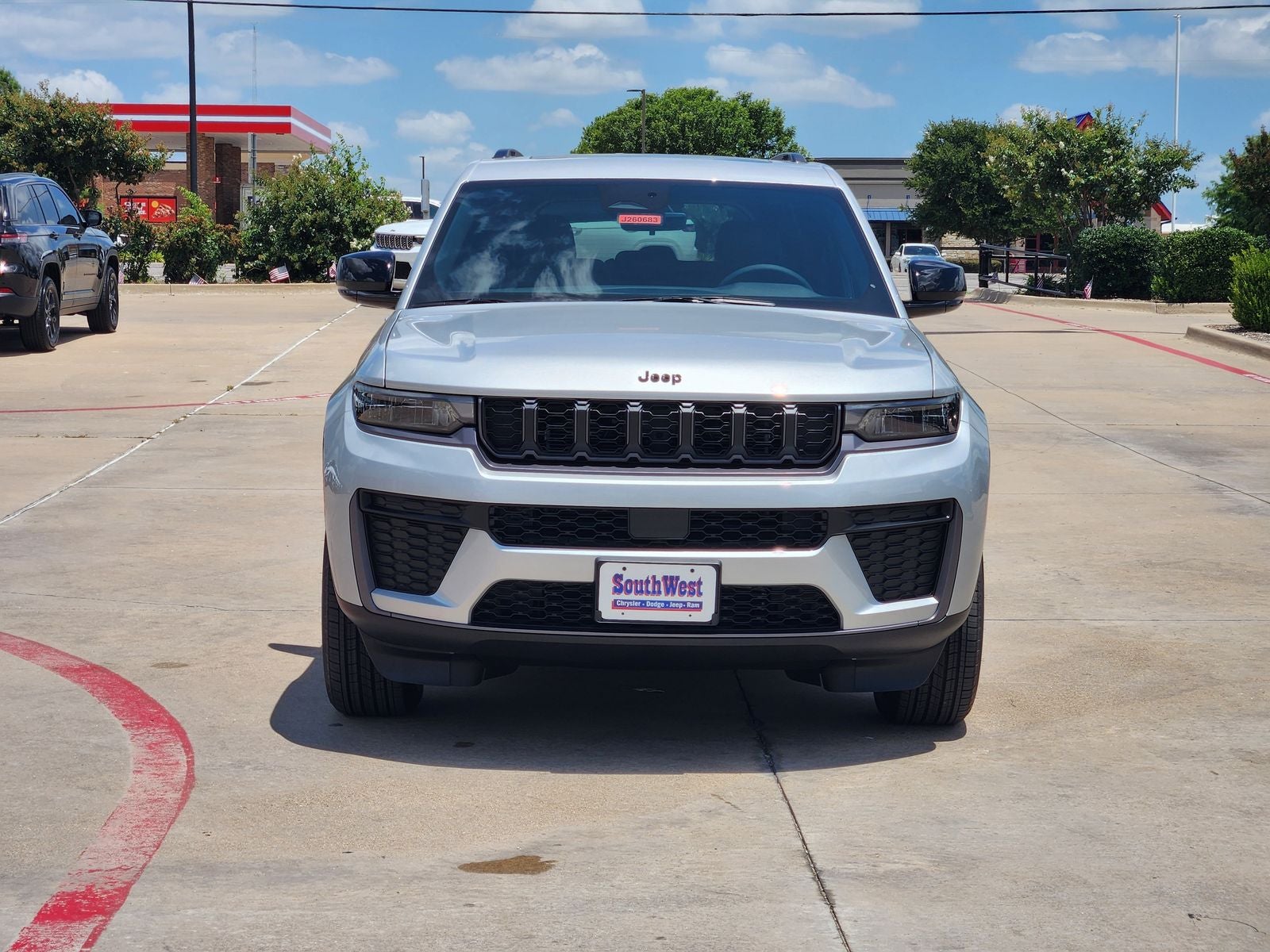 2026 Jeep Grand Cherokee GRAND CHEROKEE LAREDO ALTITUDE 4X2