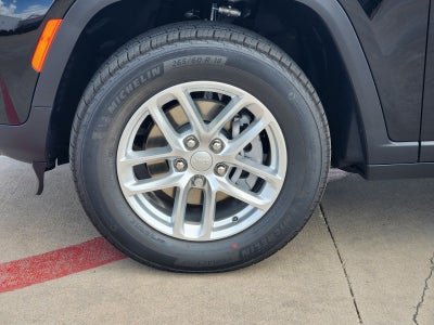 2026 Jeep Grand Cherokee GRAND CHEROKEE LAREDO X 4X4