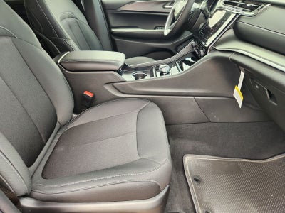 2026 Jeep Grand Cherokee GRAND CHEROKEE LAREDO X 4X4