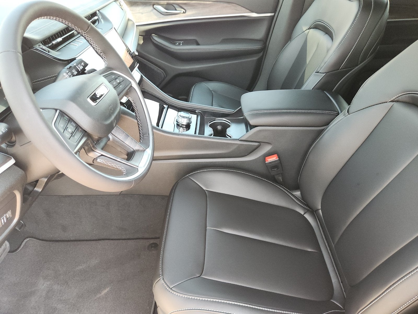 2027 Jeep Grand Cherokee GRAND CHEROKEE LIMITED 4X4