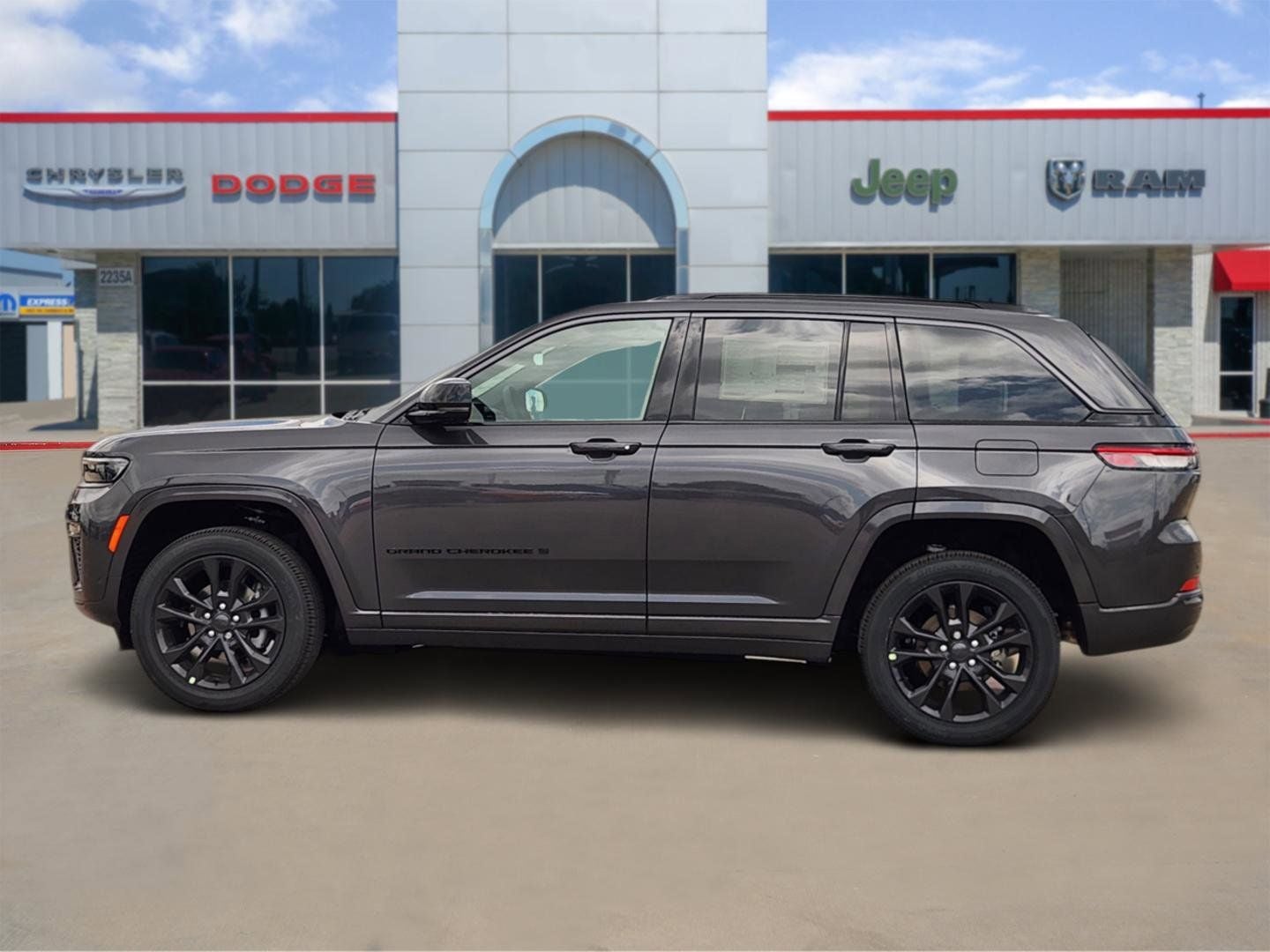 2026 Jeep Grand Cherokee GRAND CHEROKEE LIMITED RESERVE 4X4