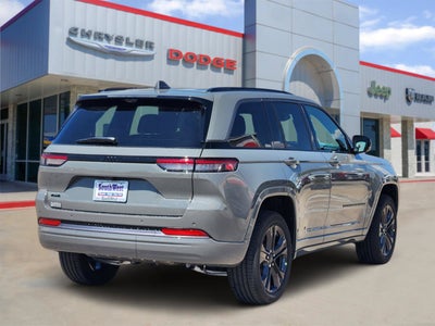 2027 Jeep Grand Cherokee GRAND CHEROKEE LIMITED RESERVE 4X4