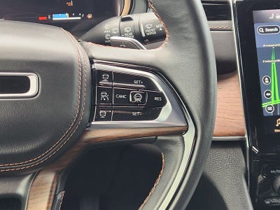 2022 Jeep Grand Cherokee Summit 4x4