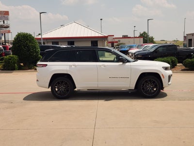 2026 Jeep Grand Cherokee GRAND CHEROKEE SUMMIT 4X4