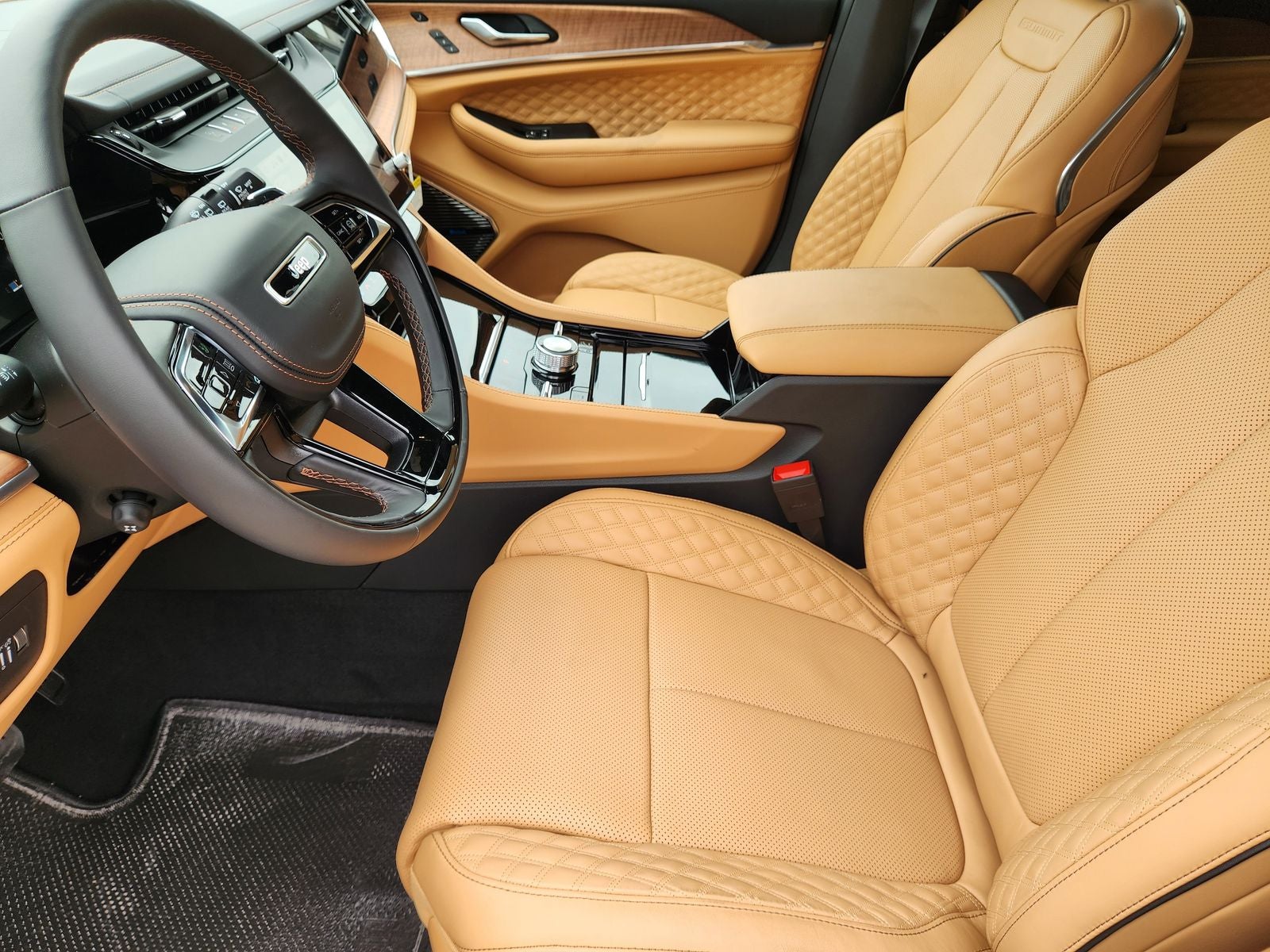 2026 Jeep Grand Cherokee GRAND CHEROKEE SUMMIT 4X4