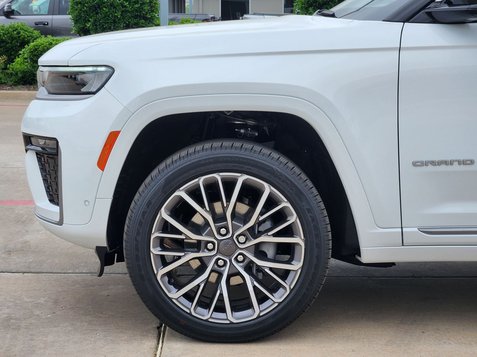 2026 Jeep Grand Cherokee GRAND CHEROKEE SUMMIT 4X4