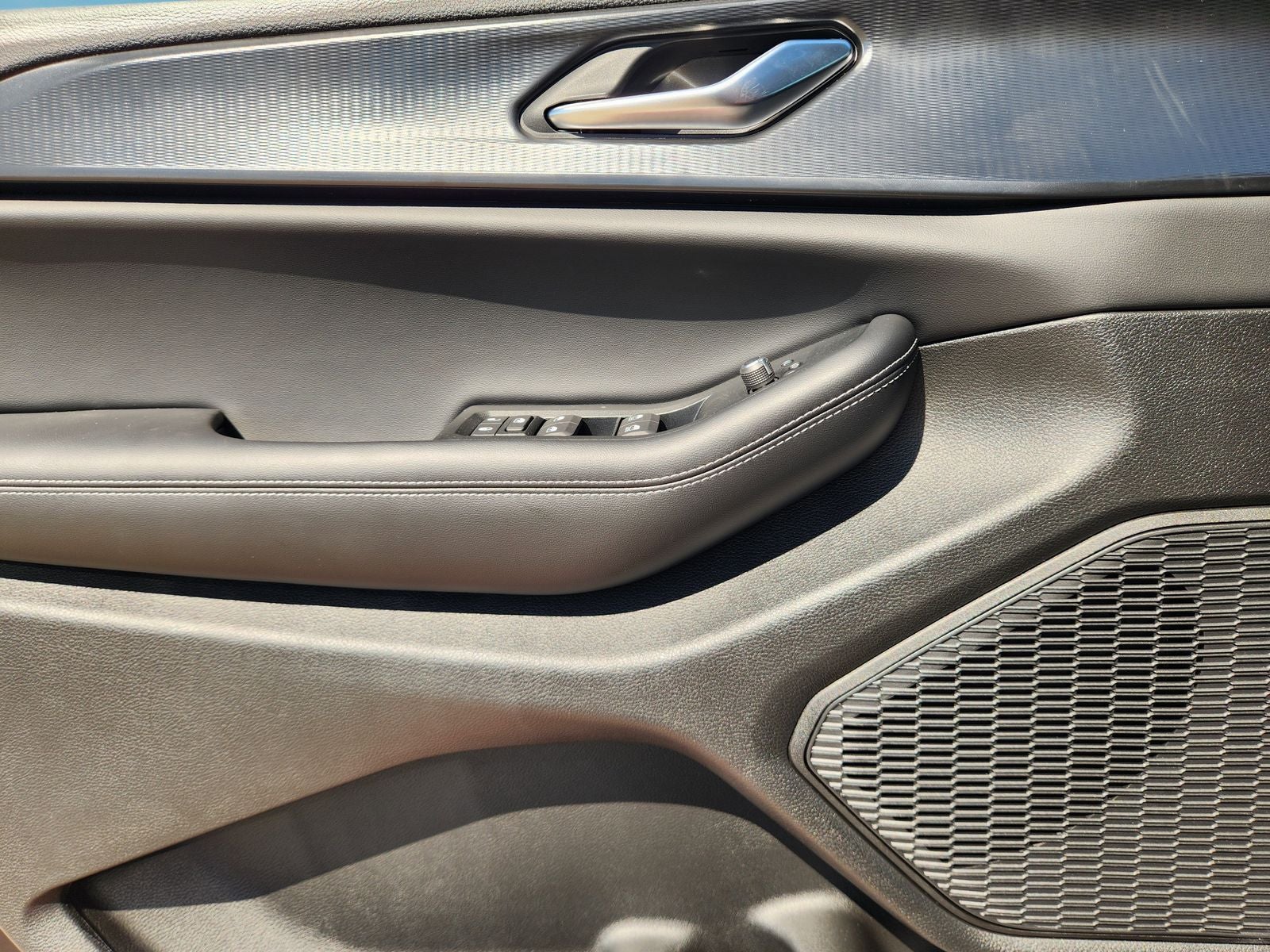 2025 Jeep Grand Cherokee GRAND CHEROKEE L LAREDO X 4X2