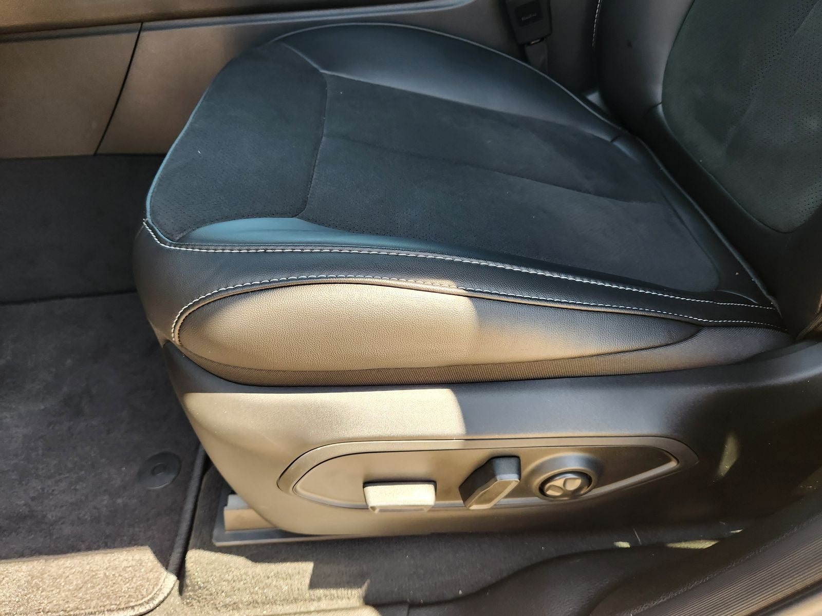 2025 Jeep Grand Cherokee GRAND CHEROKEE L ALTITUDE X 4X2