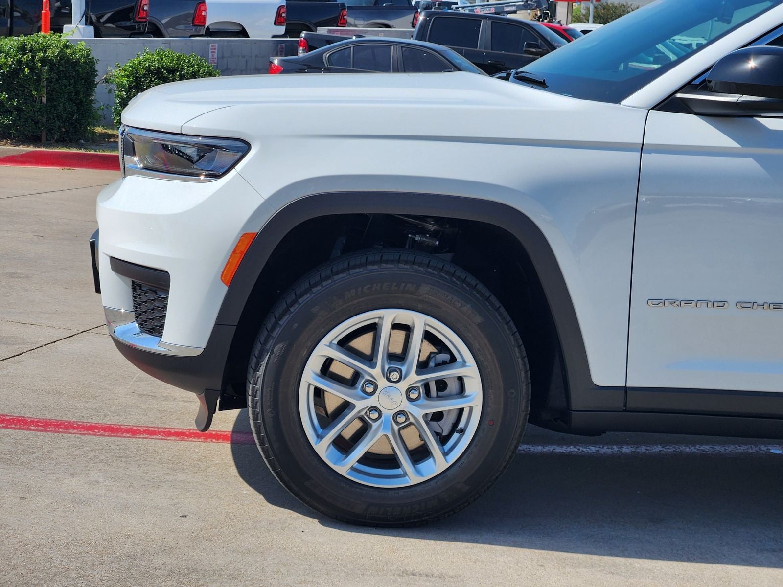 2026 Jeep Grand Cherokee GRAND CHEROKEE L LAREDO X 4X2