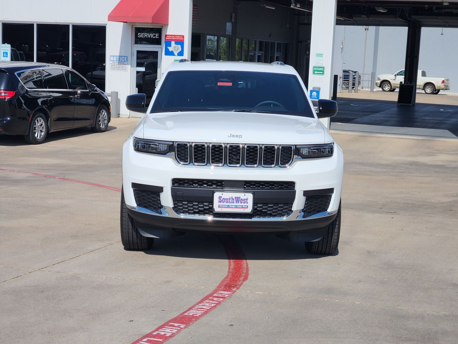 2026 Jeep Grand Cherokee GRAND CHEROKEE L LAREDO X 4X2