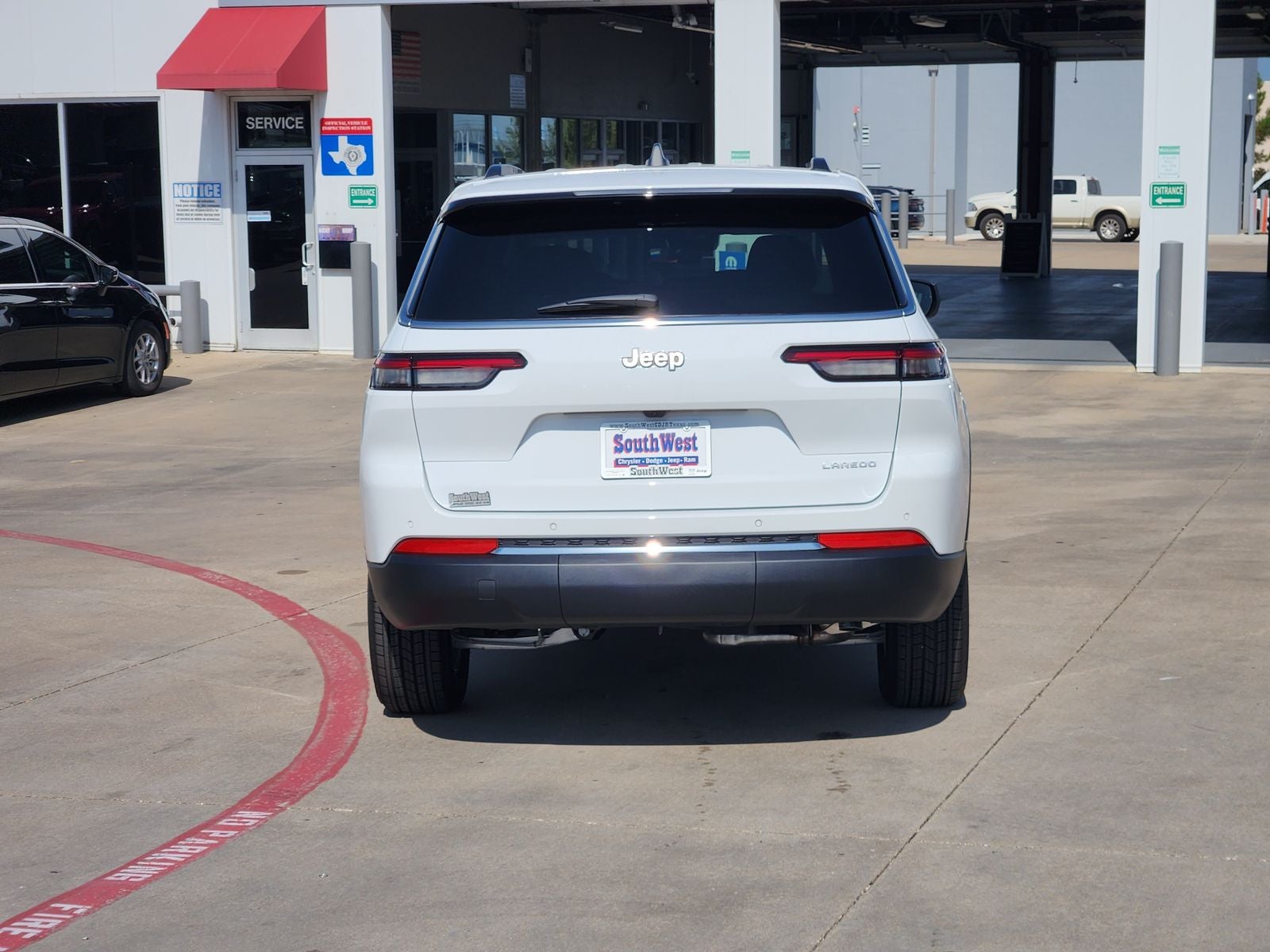 2026 Jeep Grand Cherokee GRAND CHEROKEE L LAREDO X 4X2