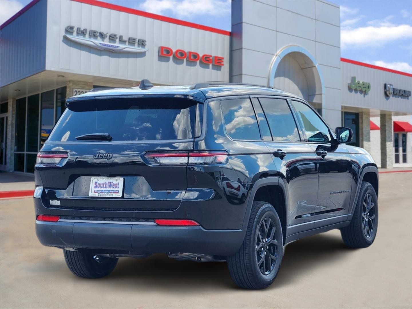 2026 Jeep Grand Cherokee GRAND CHEROKEE L LAREDO ALTITUDE 4X2