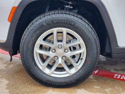 2025 Jeep Grand Cherokee GRAND CHEROKEE L LAREDO X 4X4