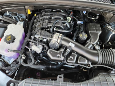 2025 Jeep Grand Cherokee GRAND CHEROKEE L LAREDO X 4X4