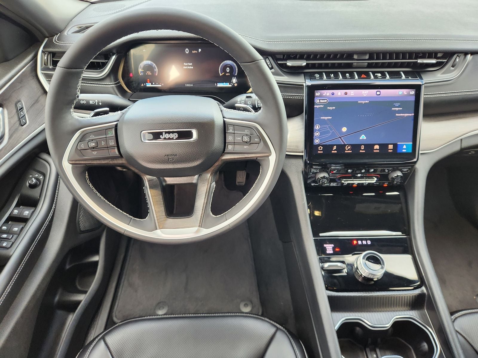 2025 Jeep Grand Cherokee L Limited 4x4