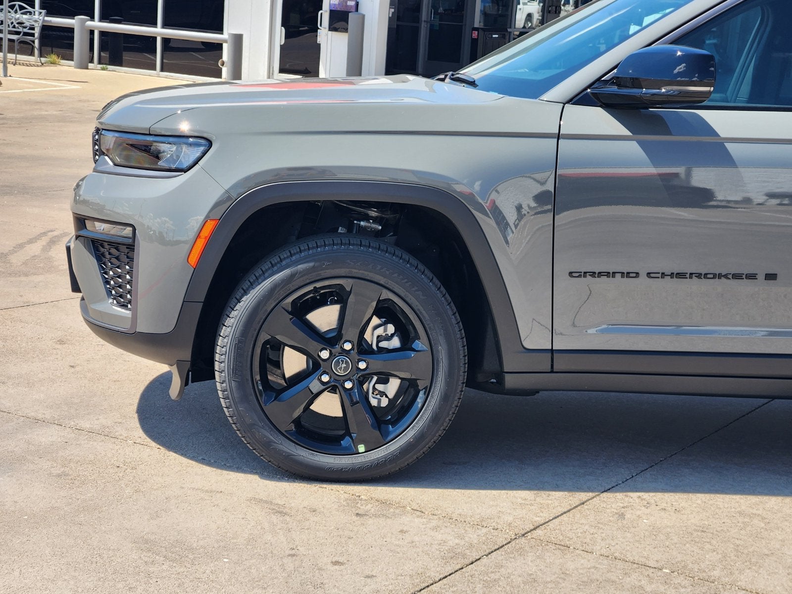 2027 Jeep Grand Cherokee GRAND CHEROKEE L LIMITED 4X4