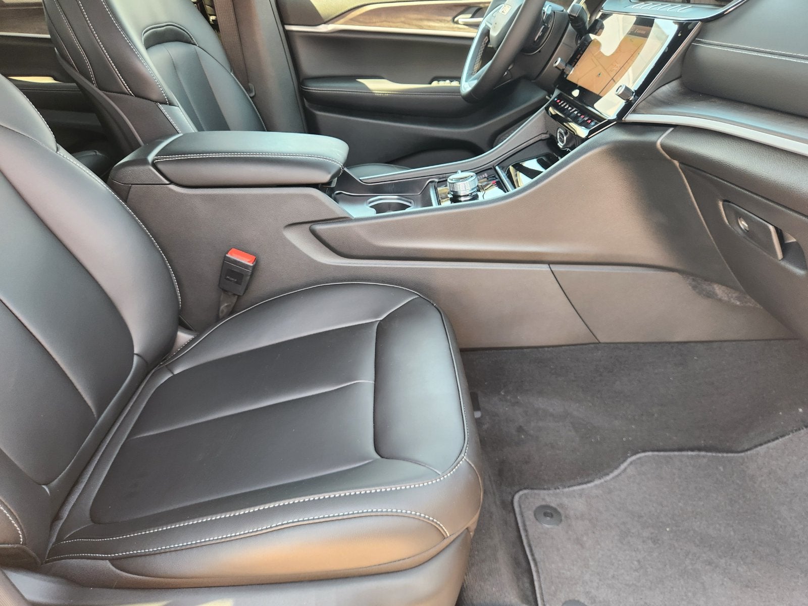 2027 Jeep Grand Cherokee GRAND CHEROKEE L LIMITED 4X4