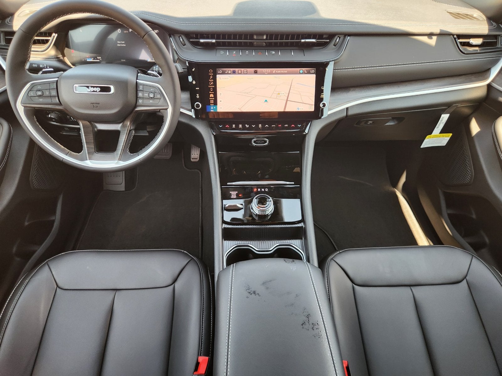 2027 Jeep Grand Cherokee GRAND CHEROKEE L LIMITED 4X4