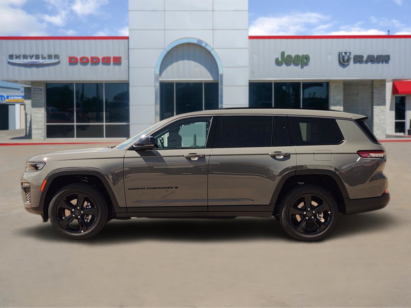 2027 Jeep Grand Cherokee GRAND CHEROKEE L LIMITED 4X4