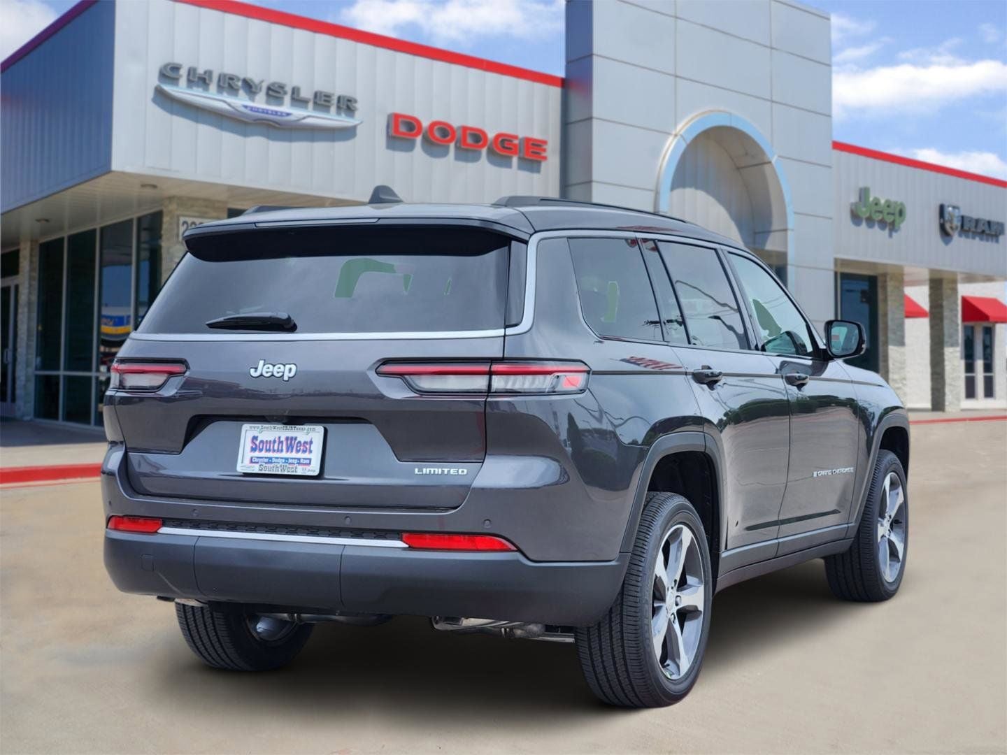 2026 Jeep Grand Cherokee GRAND CHEROKEE L LIMITED RESERVE 4X4