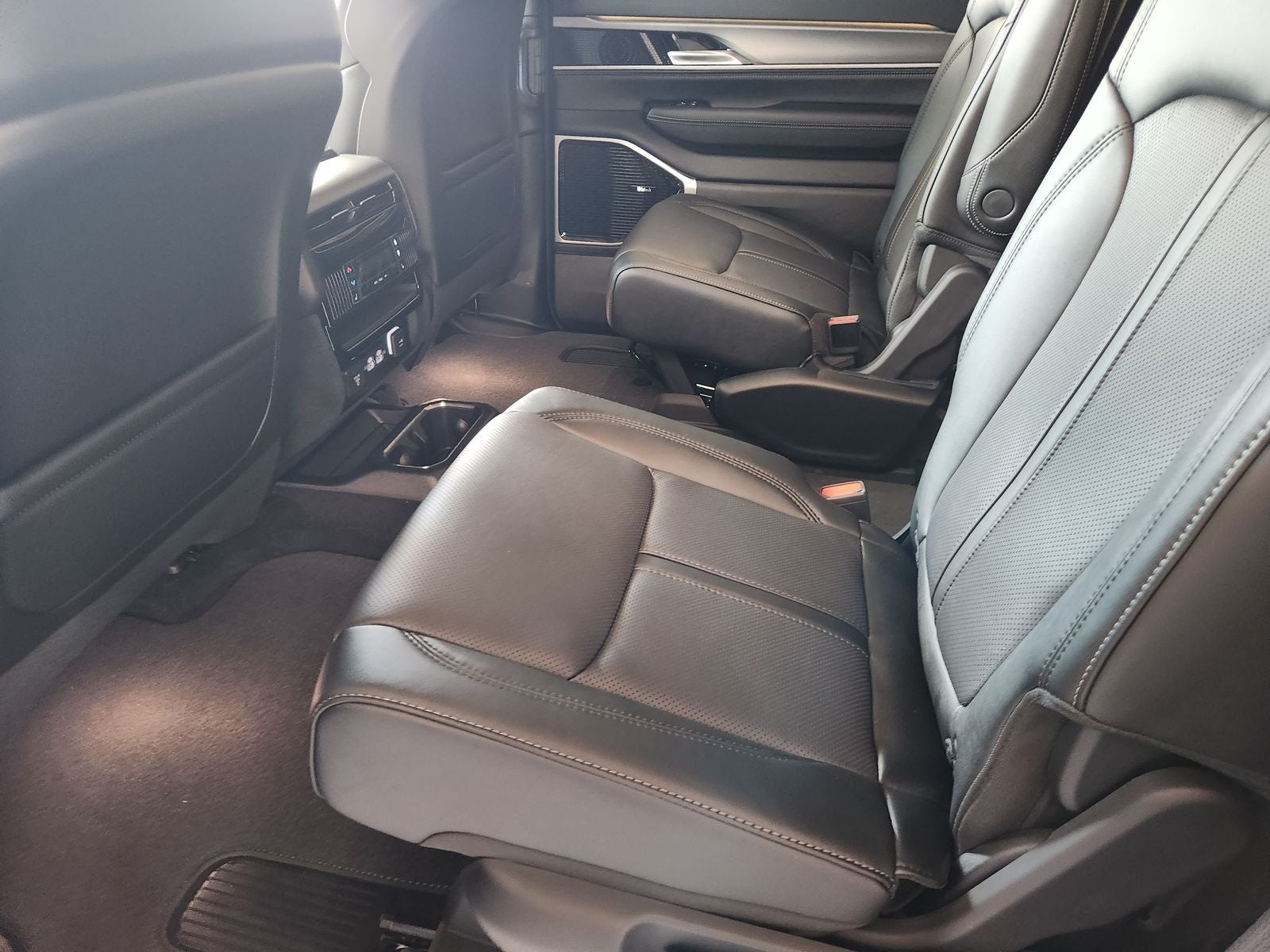 2026 Jeep Grand Wagoneer GRAND WAGONEER L LIMITED ALTITUDE 4X4