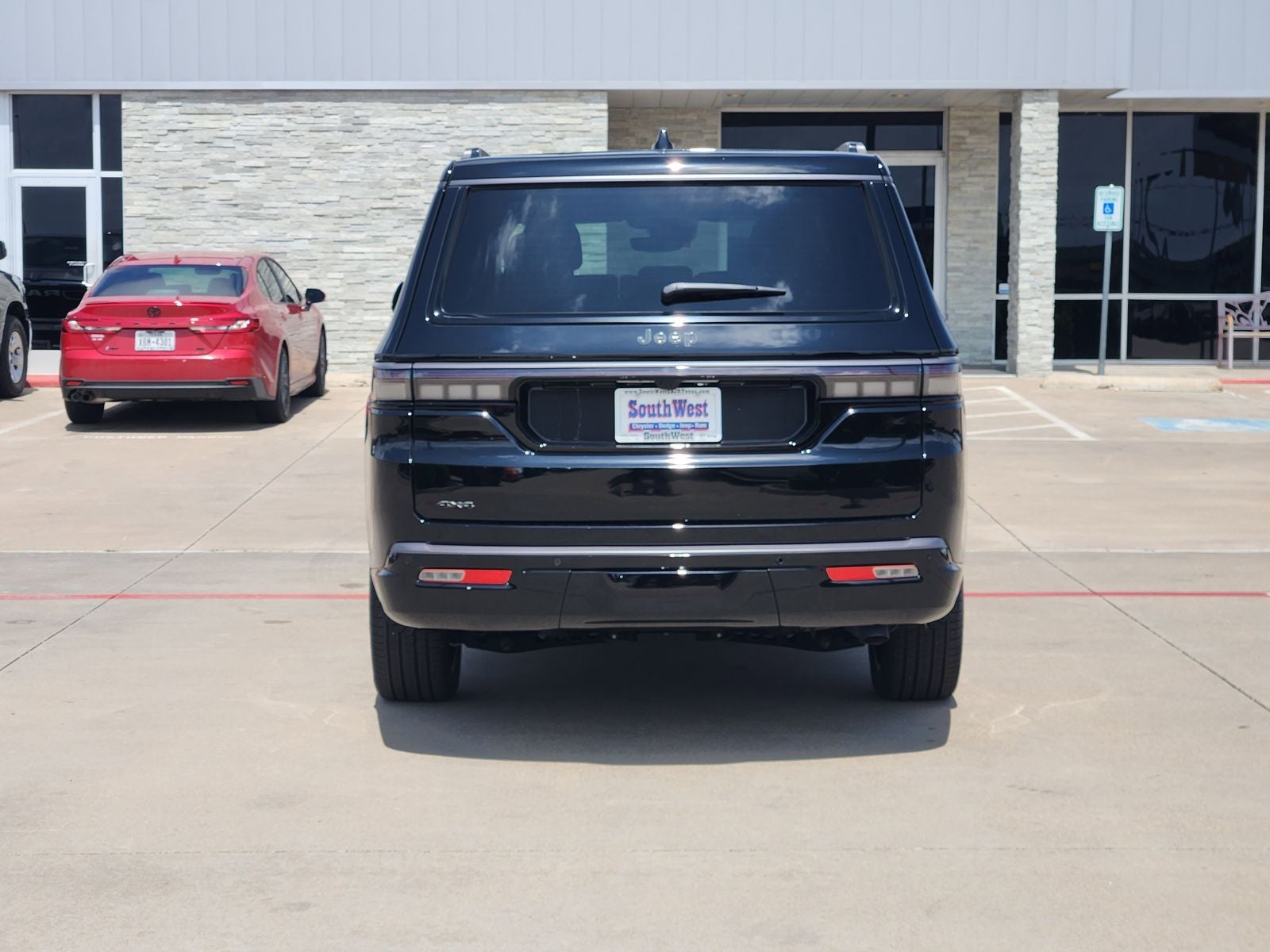 2026 Jeep Grand Wagoneer GRAND WAGONEER L LIMITED RESERVE 4X4