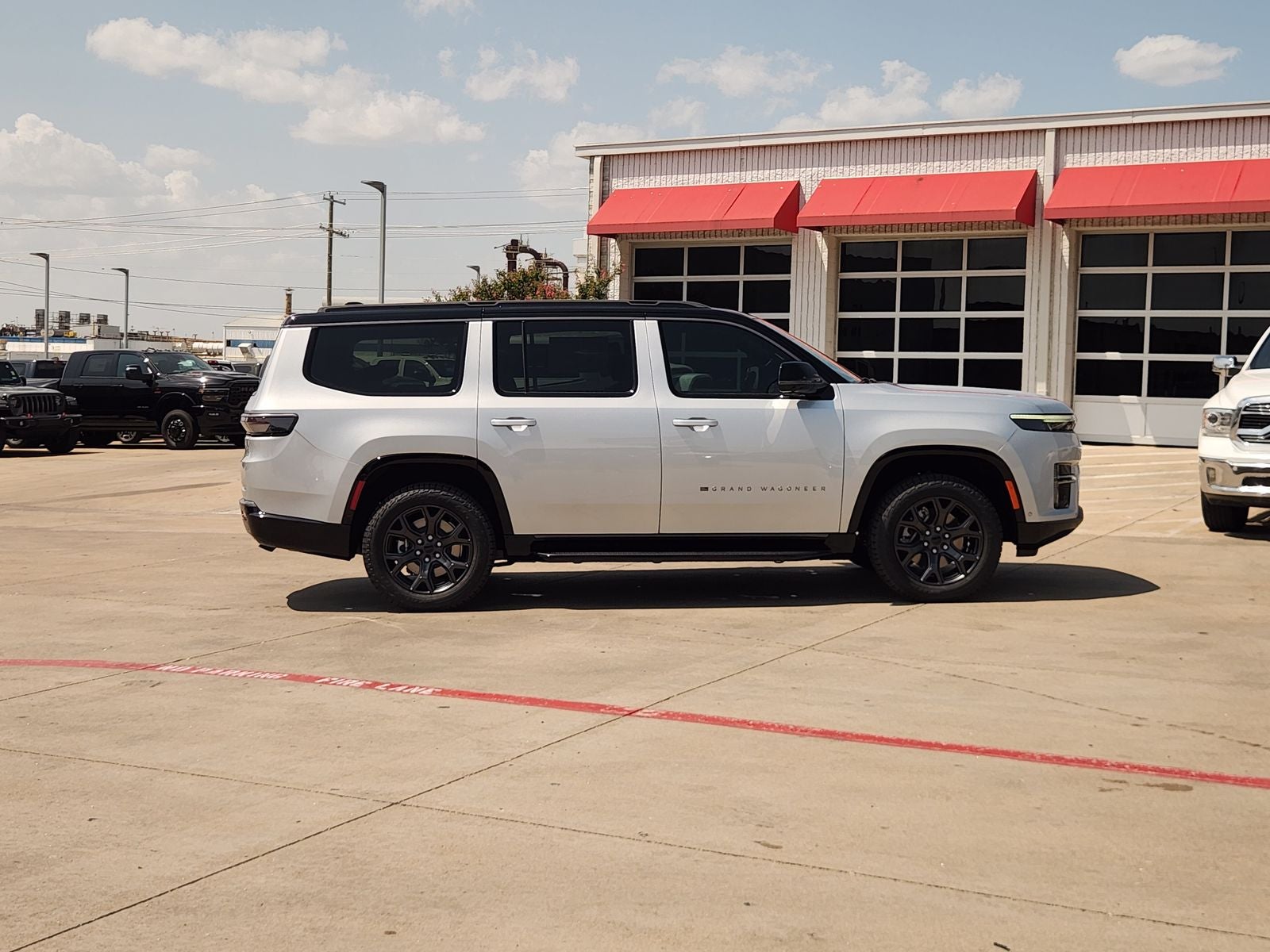 2026 Jeep Grand Wagoneer GRAND WAGONEER UPLAND 4X4