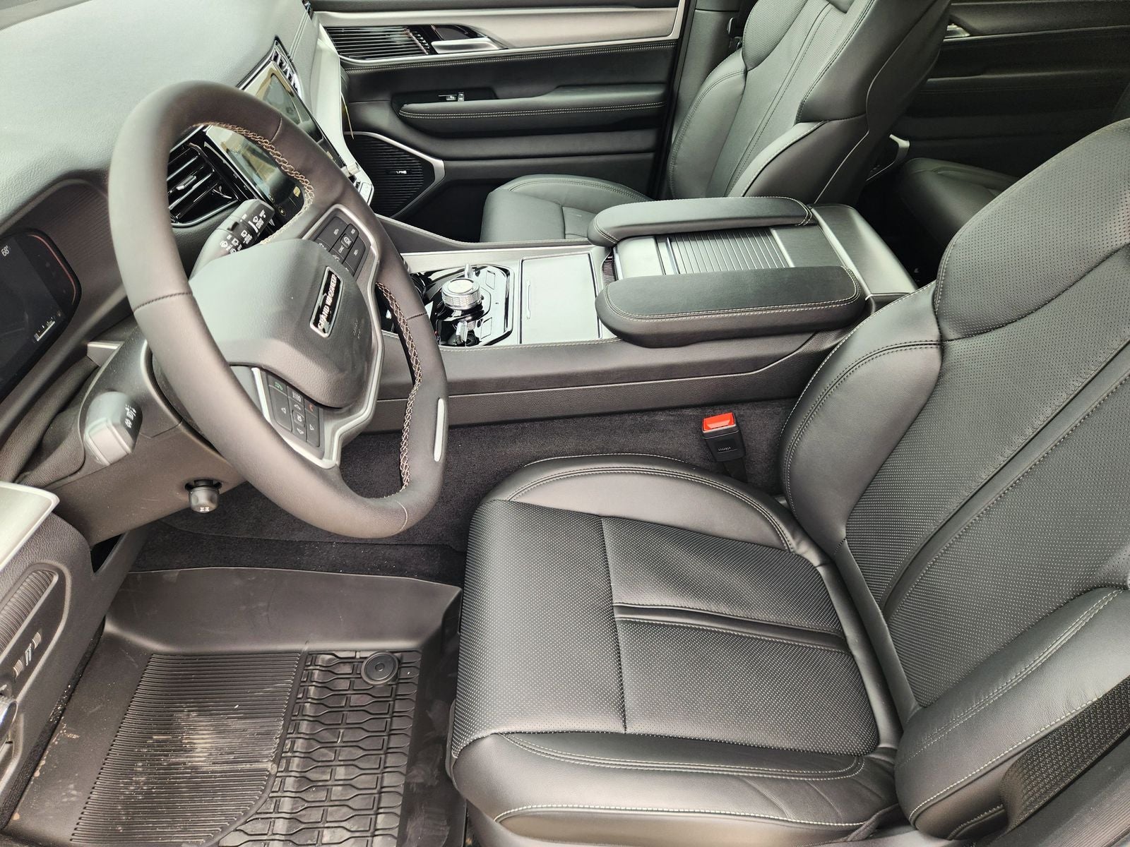 2026 Jeep Grand Wagoneer GRAND WAGONEER UPLAND 4X4