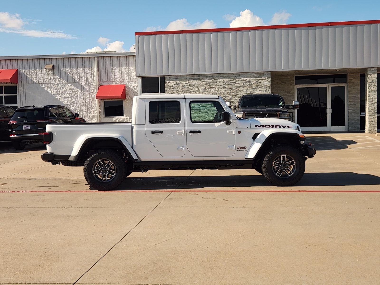 2026 Jeep Gladiator GLADIATOR MOJAVE 4X4