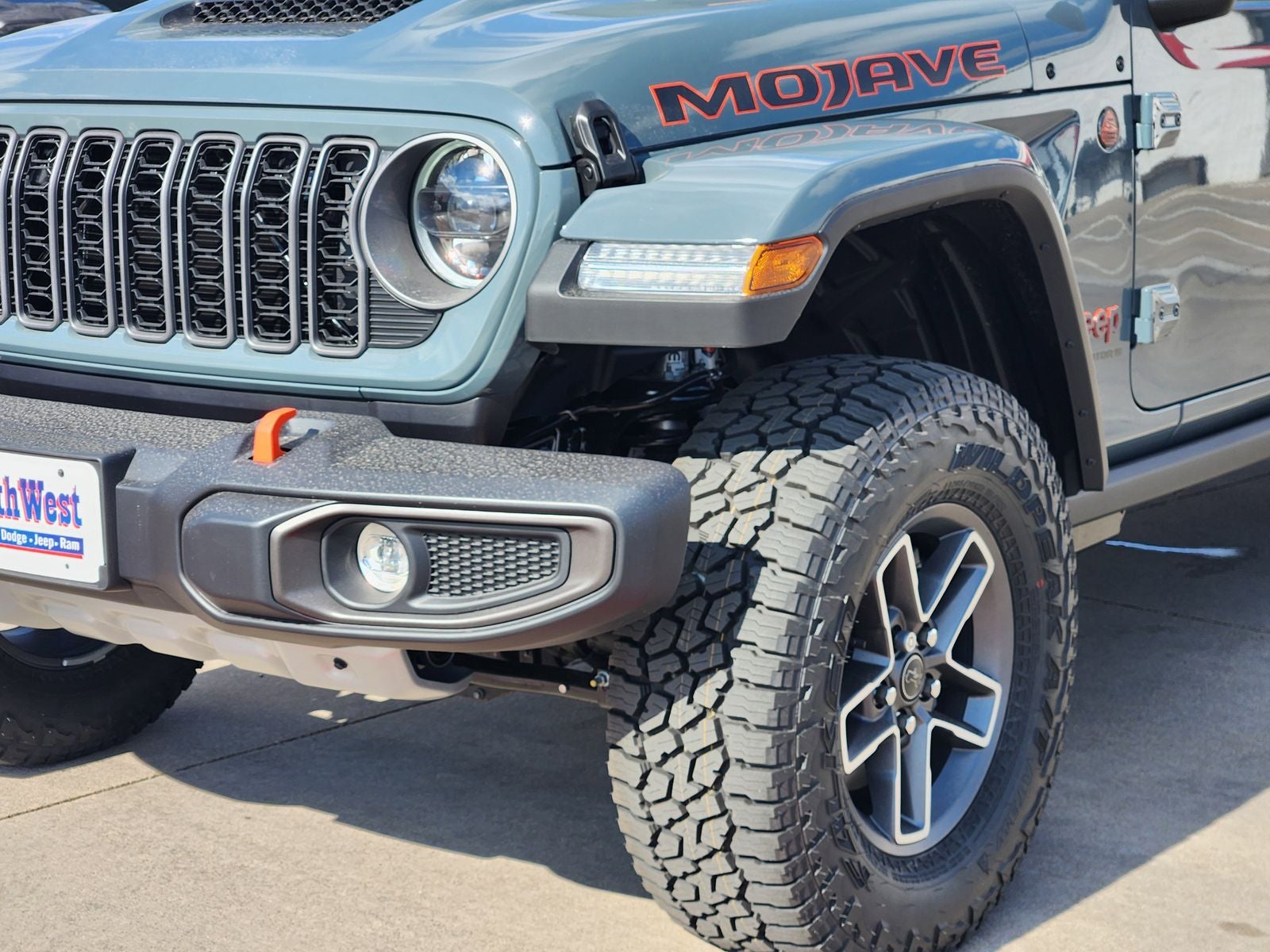 2026 Jeep Gladiator GLADIATOR MOJAVE 4X4