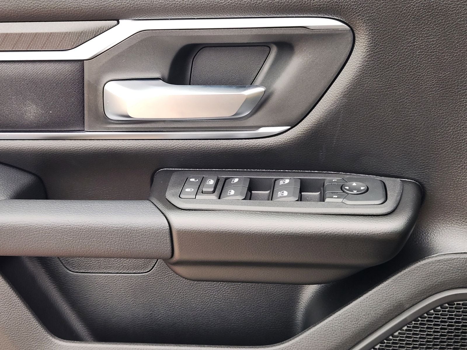 2026 RAM Ram 1500 RAM 1500 LONE STAR CREW CAB 4X2 5'7' BOX