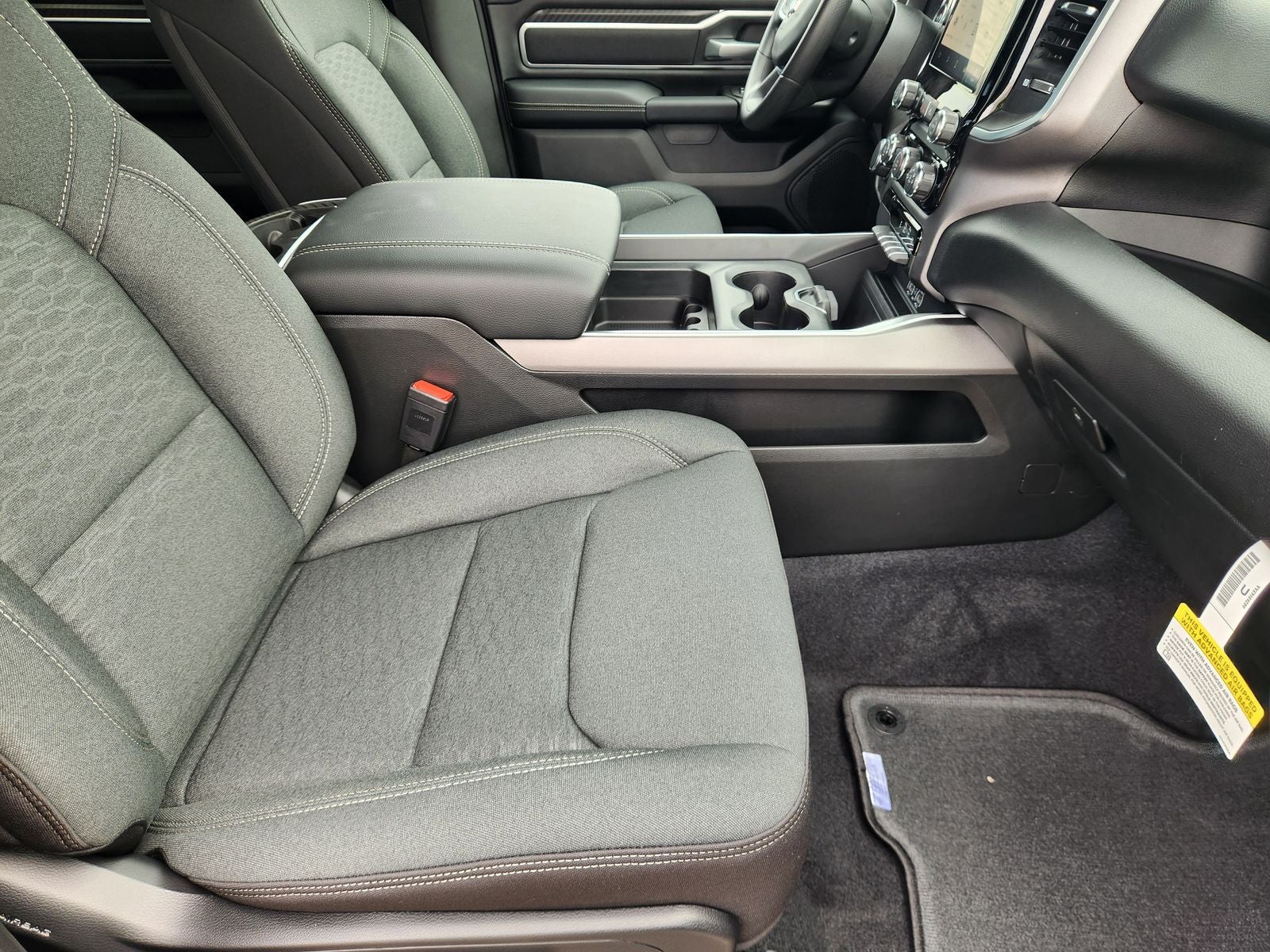 2026 RAM Ram 1500 RAM 1500 LONE STAR CREW CAB 4X2 5'7' BOX