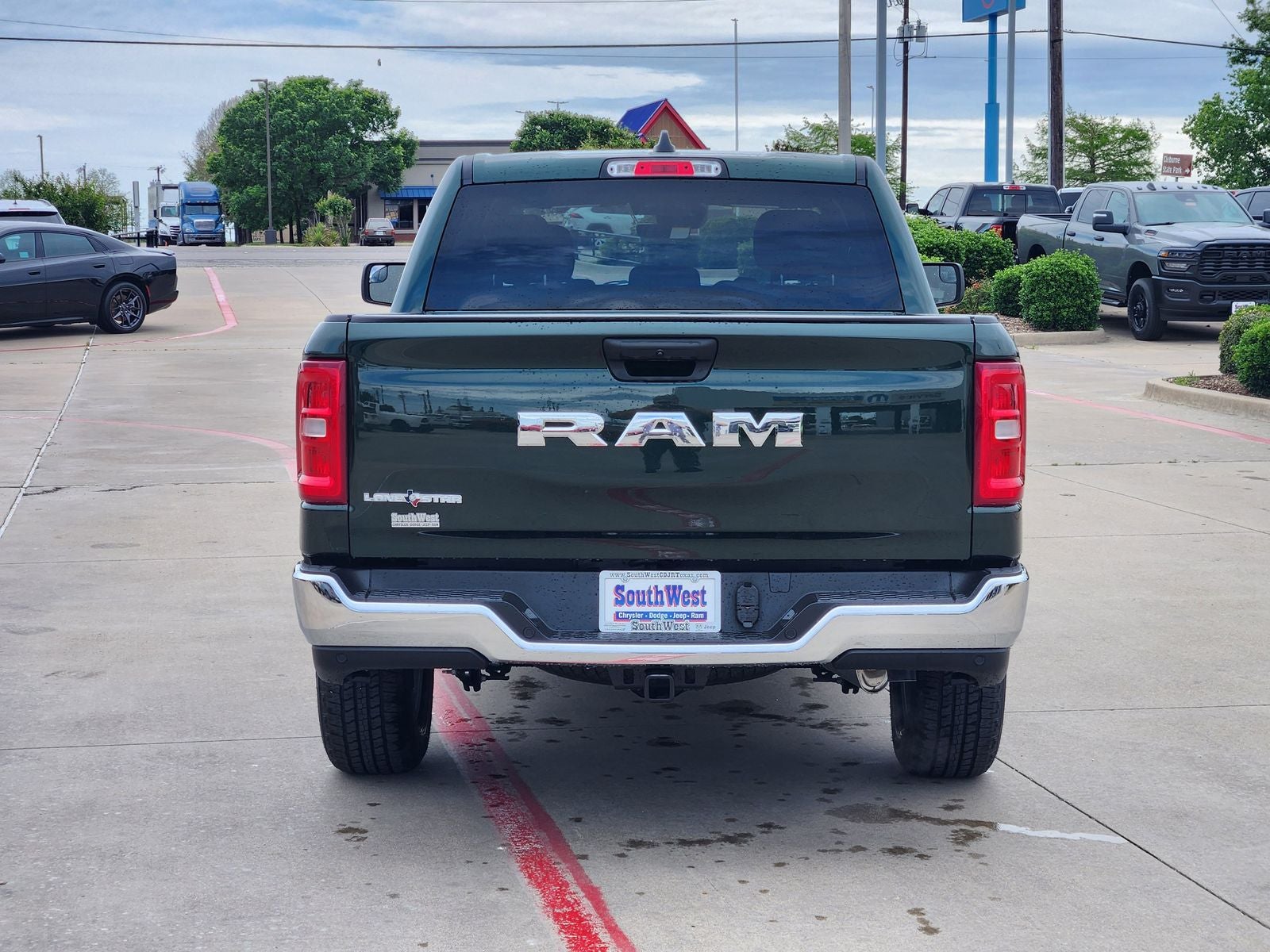 2026 RAM Ram 1500 RAM 1500 LONE STAR CREW CAB 4X2 5'7' BOX
