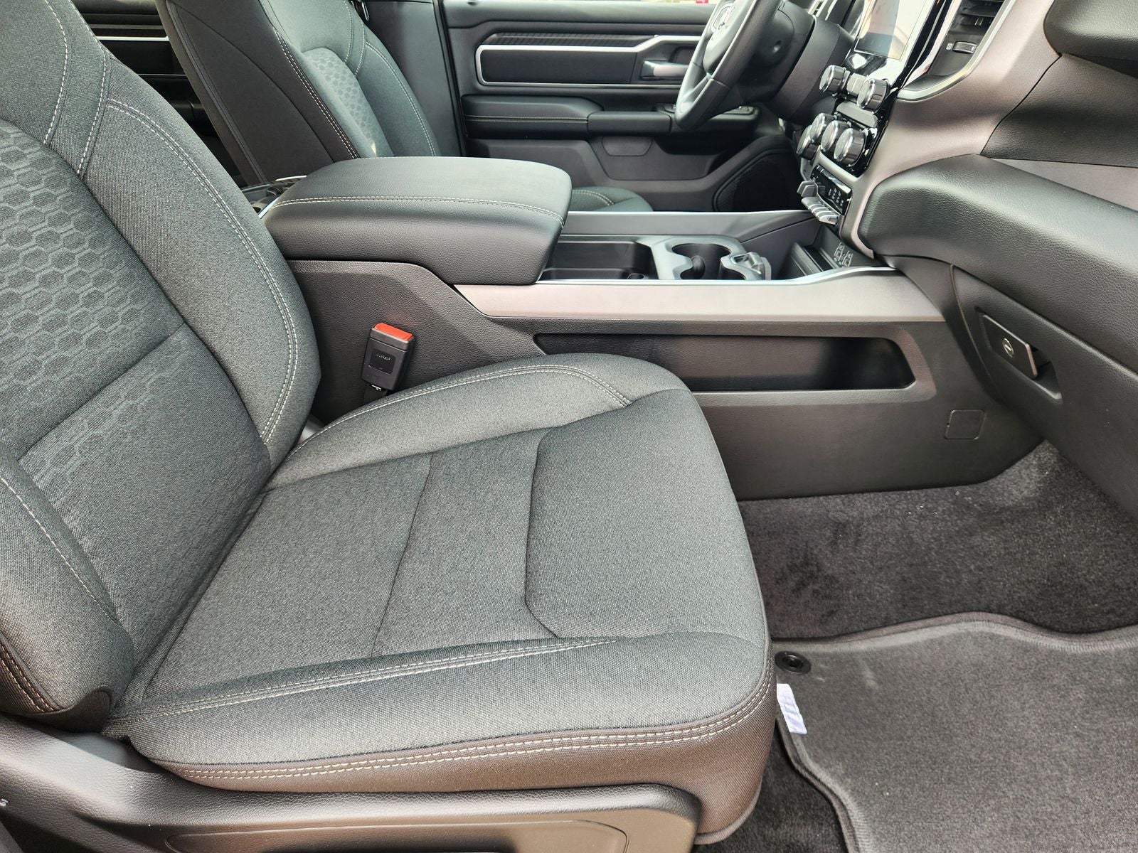 2026 RAM Ram 1500 RAM 1500 LONE STAR CREW CAB 4X2 5'7' BOX